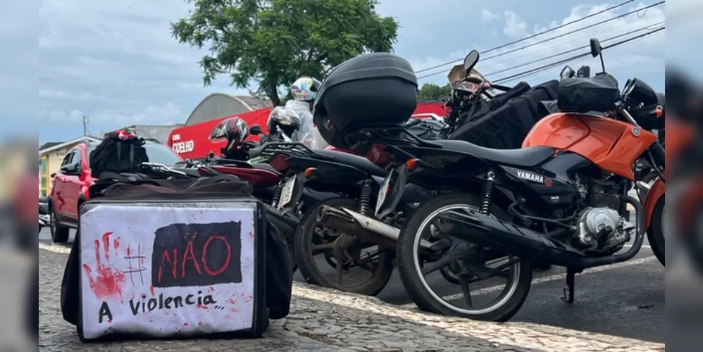 Motoboys pediram paz no trânsito de Ponta Grossa