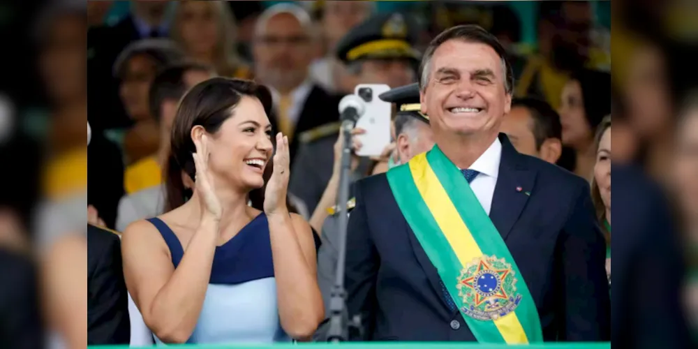 Michelle e Jair Bolsonaro avaliam mudança para o estado paranaense