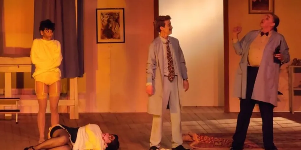 O que o Mordomo viu’ já foi encenada com bom público no Cine-Teatro Ópera