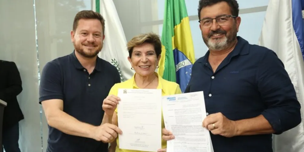 Durante a assinatura do contrato, a prefeita destacou o caráter inovador da obra, cujo projeto segue os padrões das melhores pistas do mundo