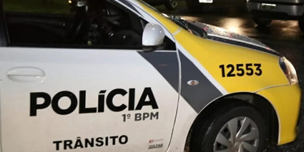 O detido e a moto apreendida foram conduzidos para a 1ª Companhia da Polícia Militar