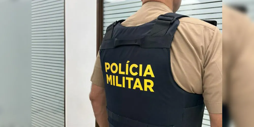 Em patrulhamento, equipe da PM encontrou carro abandonado em Castro