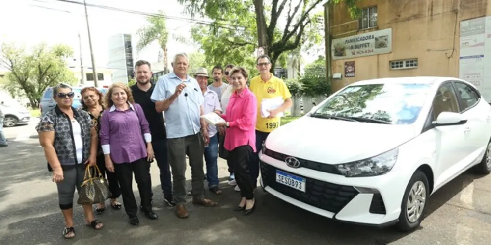 A associação atualmente reúne cerca de 100 famílias de produtores da região de Itaiacoca