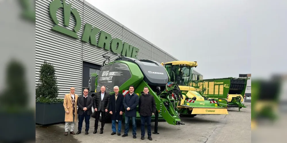 Ratinho Junior visita a Krone, empresa que inaugurou centro de treinamento no Paraná