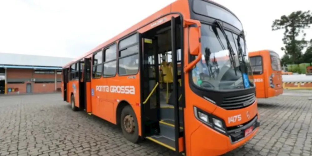 Ônibus da VCG, concessionária responsável pelo serviço público