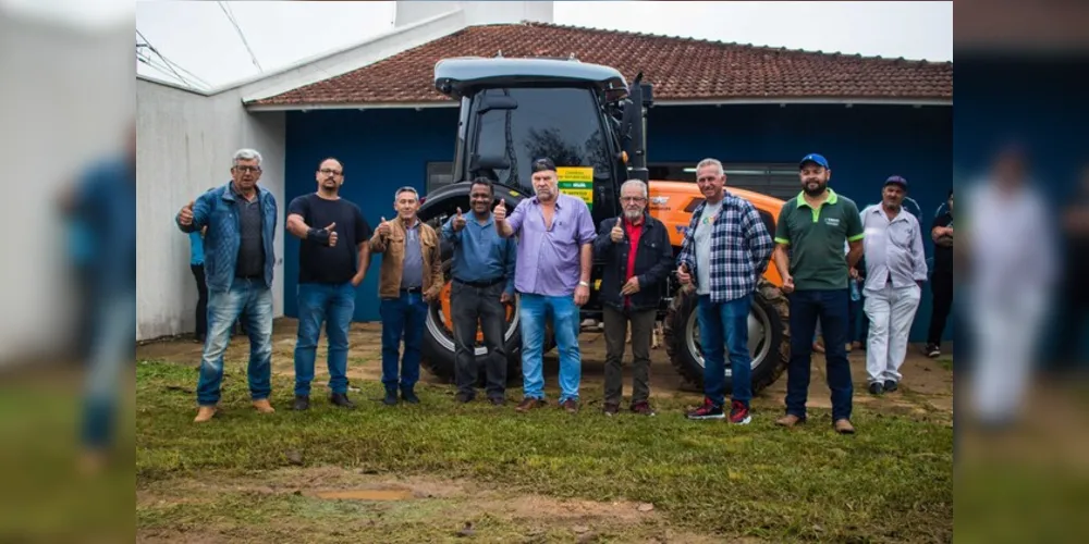 Equipamentos foram entregues para os pequenos produtores do distrito de Caetano Mendes