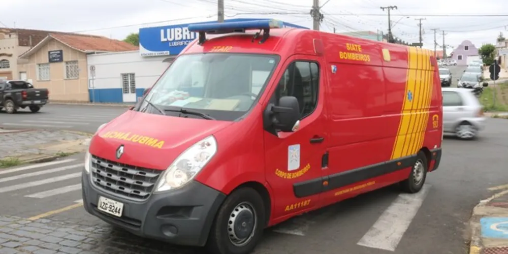 Atropelamento aconteceu na manhã deste sábado (09), em Uvaranas