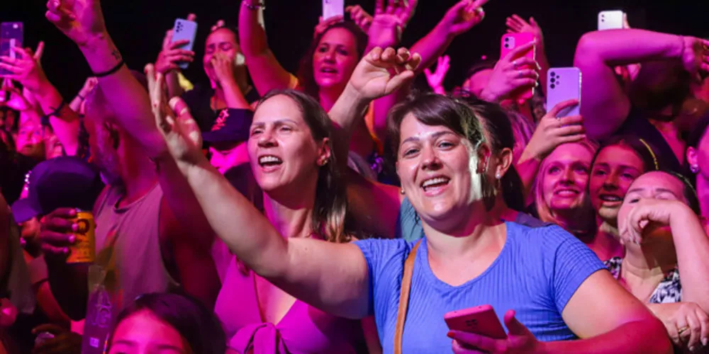 A programação cultural do Verão Maior Paraná contará com 27 shows nacionais em arenas instaladas em Matinhos e Pontal do Paraná