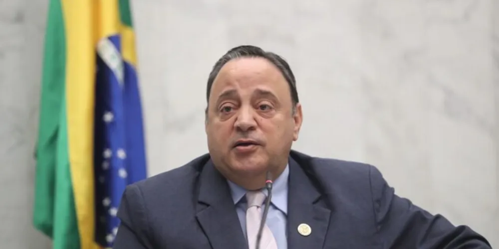 Sessão foi proposta por Bakri, que é líder do Governo na Alep