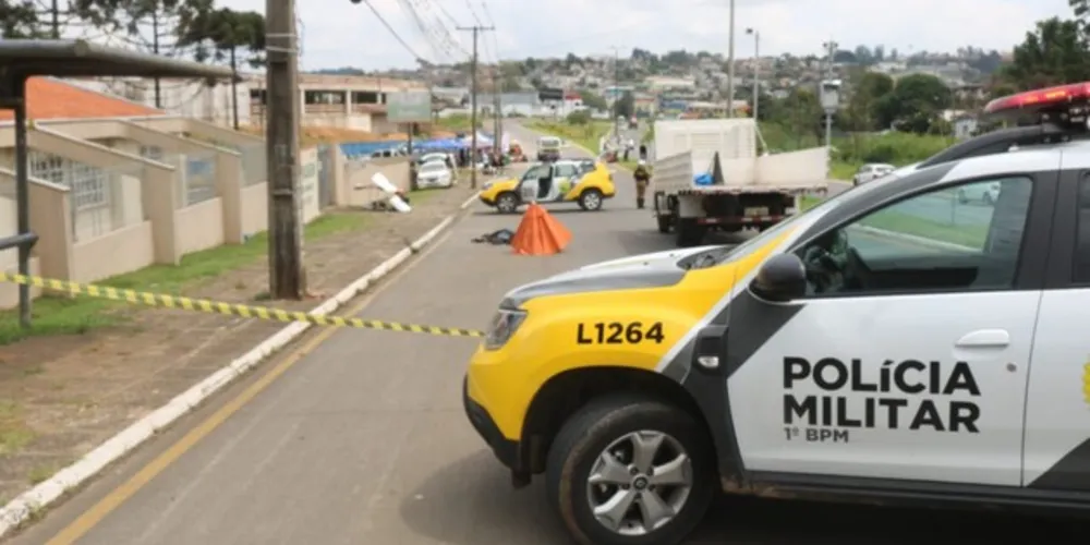 Acidente aconteceu na hora do almoço deste domingo, em Ponta Grossa