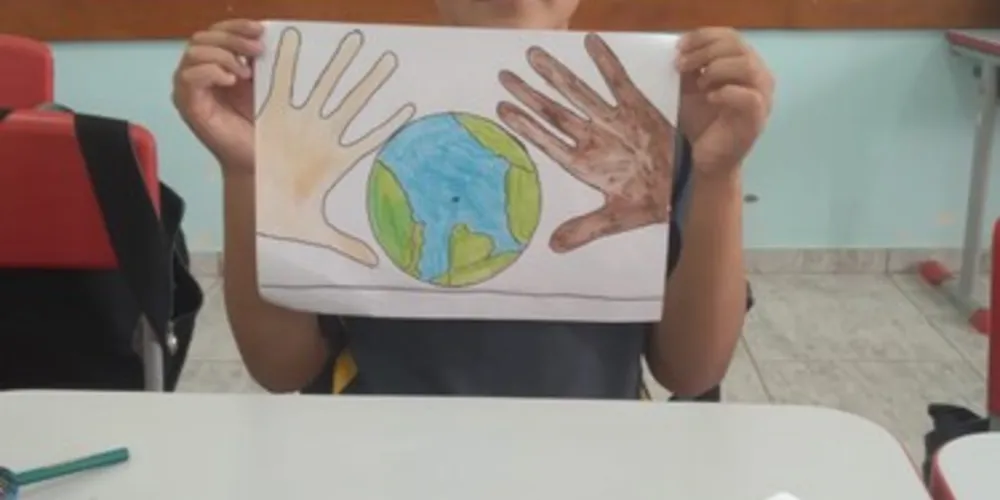 Professora destaca que assunto trouxe indispensáveis discussões dentro da sala de aula