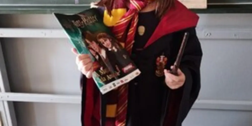 Ao todo, os alunos tiveram três dias para se fantasiar e participar do dia do cabelo maluco e da roupa ao avesso