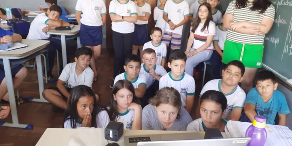 Temática despertou atenção e interesse dos educandos em um momento marcante da história