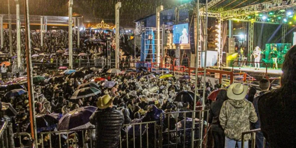 Estarão em Irati os artistas Fernando e Sorocaba; Amado Batista; Jads e Jadson; e a banda Interprise