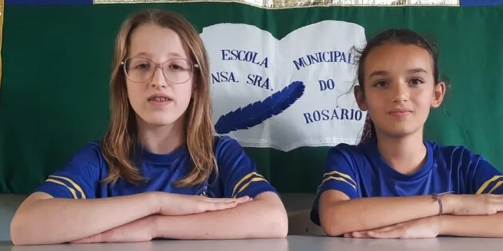 A gravação dos conteúdos do 'Jornal Rosário' ocorreu em partes, com os alunos se dividindo na elaboração e montagem