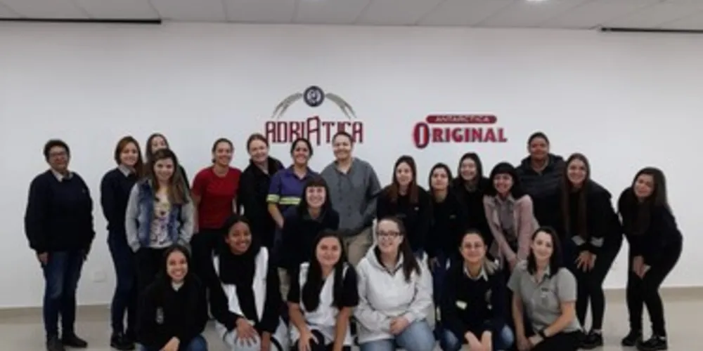 Atualmente, a equipe da Adriática conta com 58 mulheres