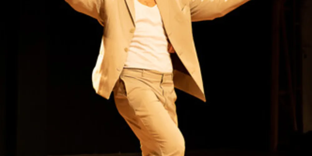 Amaury interpreta o personagem 'Ramiro' na novela Terra e Paixão