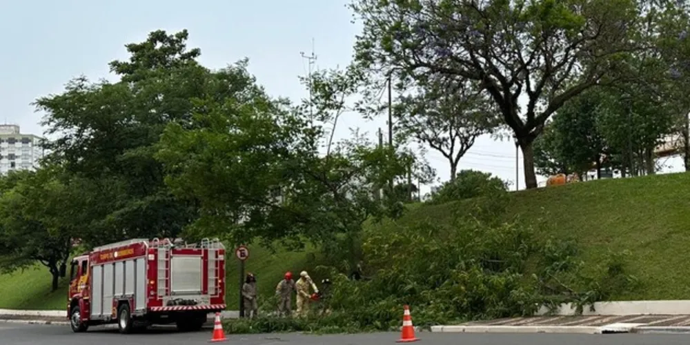 Bloqueio ocorreu no sentido Centro - Bairro