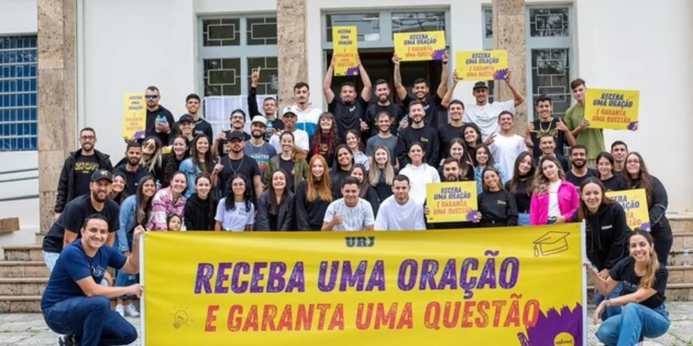 A ação ofereceu momentos de conforto aos vestibulandos por meio de orações