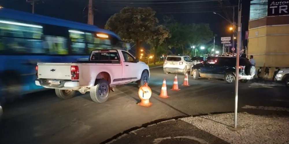 Conversão a direita na rua Enfermeiro Paulino está proibida