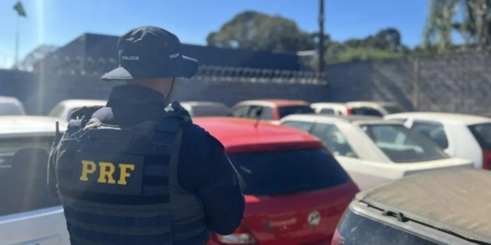 Serão leiloados veículos que se encontrem há mais de 60 dias nos pátios das Unidades Operacionais vinculadas à PRF