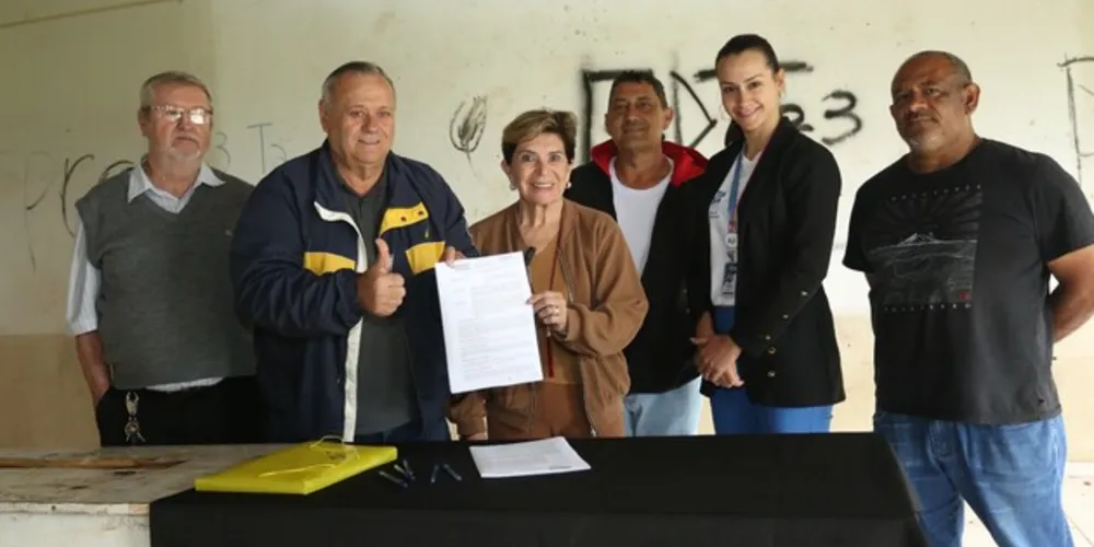 Os recursos são provenientes do Município, de emenda impositiva do vereador Paulo Balansin, e de emenda parlamentar do deputado federal Sandro Alex