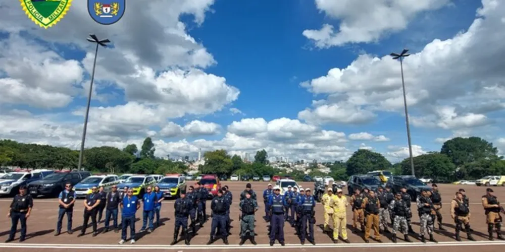 Operação tem por objetivo fiscalizar, vistoriar e abordar estabelecimentos comerciais, logradouros públicos e locais com aglomerações de pessoas