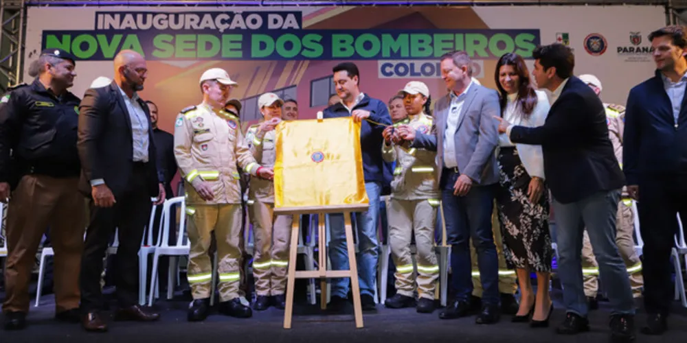 Colombo, 19 de outubro de 2023 - O governador Carlos Massa Ratinho Jr, inaugura Nova Sede dos Bombeiros em Colombo.