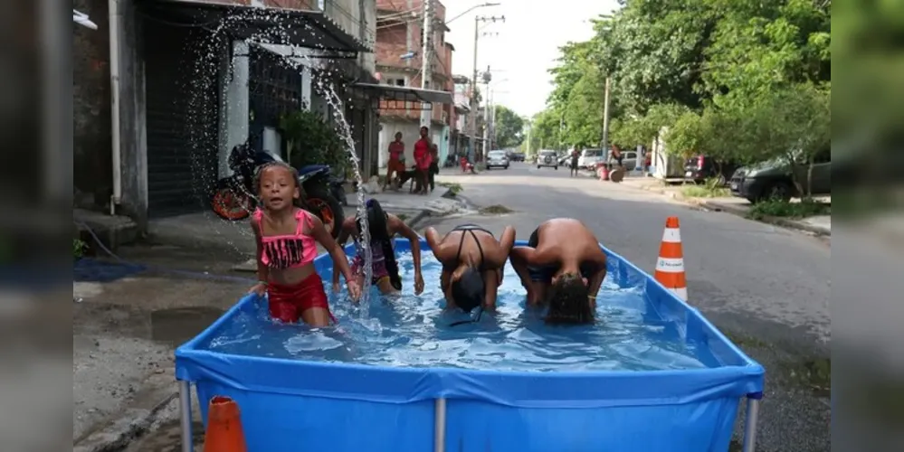 Na quinta-feira (16), os termômetros chegaram a marcar 42,6°C, a maior temperatura do ano