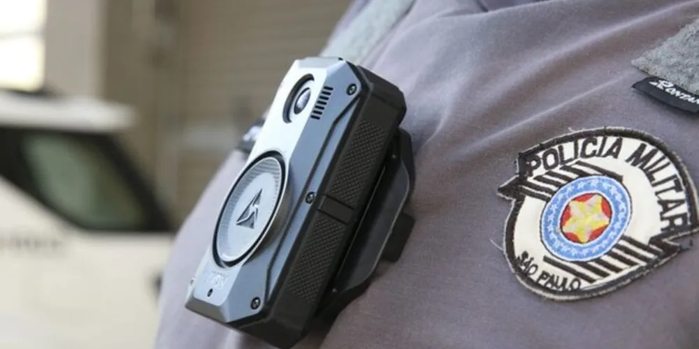 Mais de 30 mil câmeras corporais estão em uso por policiais e guardas municipais de todo o país