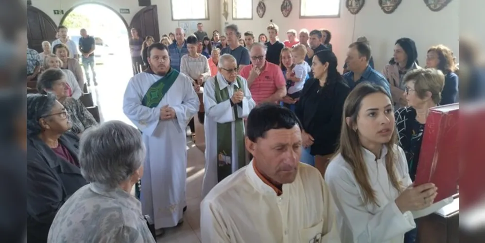 Freis Daniel e Marcos Aurélio celebraram a missa