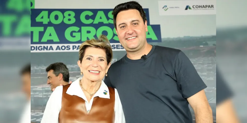 Governador esteve ao lado da prefeita Elizabeth em entrega de residencial