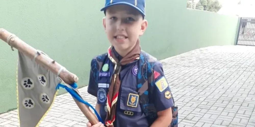 O pai encontrou o menino inconsciente