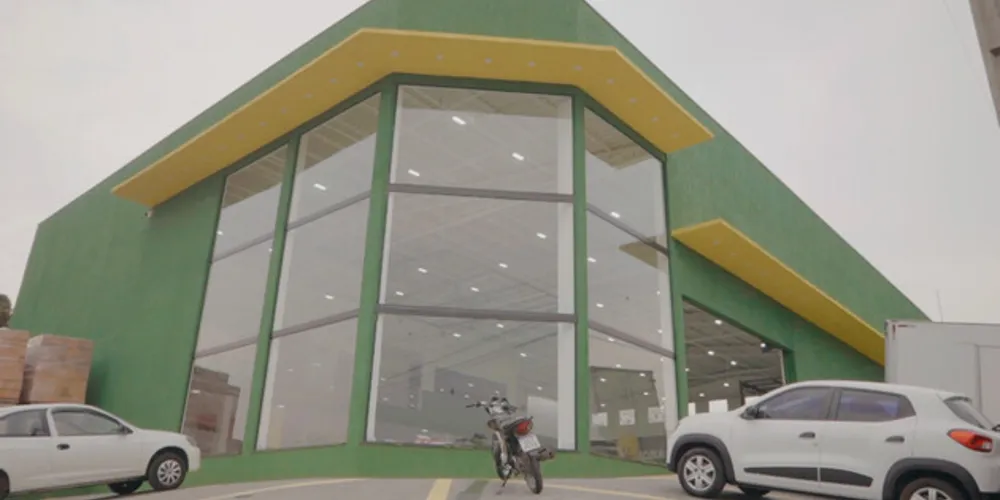 loja está sediada na Rua Paes de Andrade número 34, no bairro da Nova Rússia