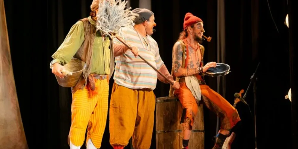 O 51º Festival Nacional de Teatro (Fenata) realizou nesta sexta-feira (03) sua abertura oficial