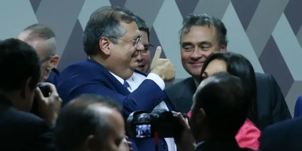 Comissão do Senado aprova Dino para o STF e Gonet para a PGR