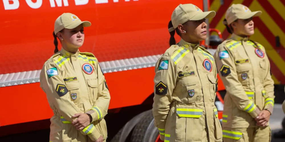 Desde 2005, quando as mulheres passaram a compor o quadro do Corpo de Bombeiros, a corporação vem aprimorando as relações de trabalho das bombeiras
