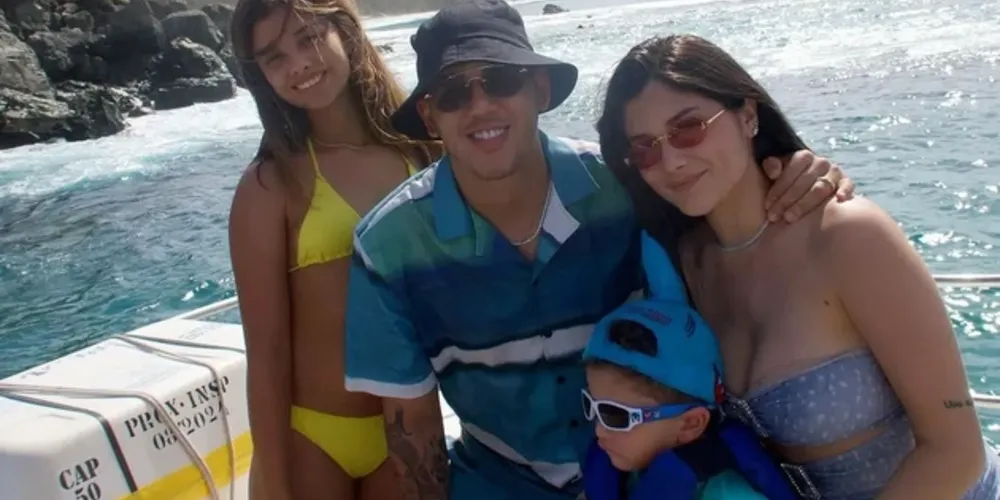 Zé Vaqueiro e a família em viagem para Fernando de Noronha