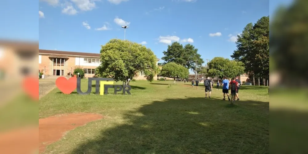 As inscrições para o vestibular de Verão da Universidade Tecnológica Federal do Paraná (UTFPR) encerram dia (09) de outubro e devem ser efetuadas através do Portal do Candidato.