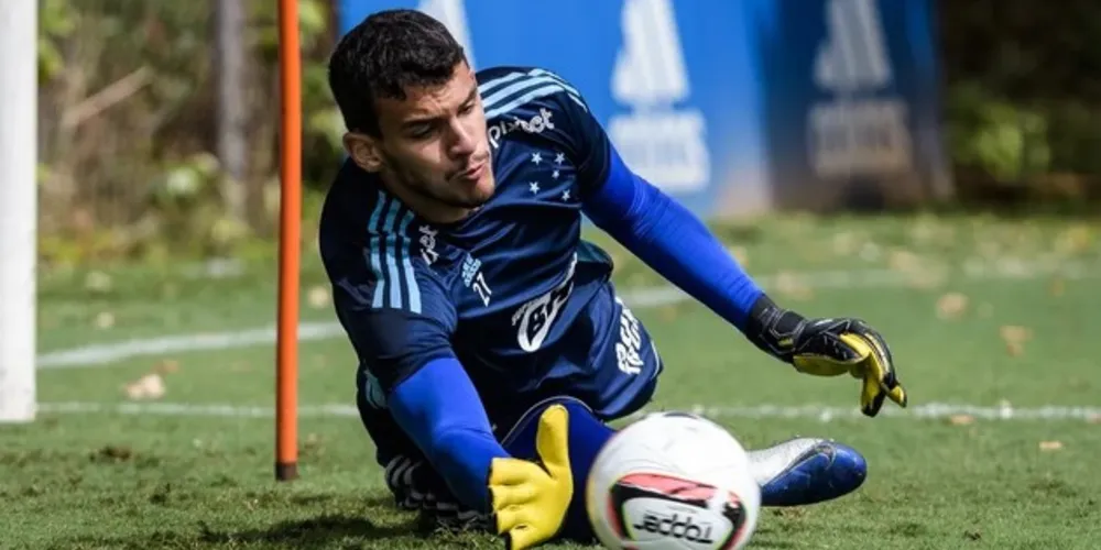 Gabriel Mesquita chega para reforçar o Fantasma na disputa do Campeonato Paranaense, da Copa do Brasil e da Série B do Campeonato Brasileiro