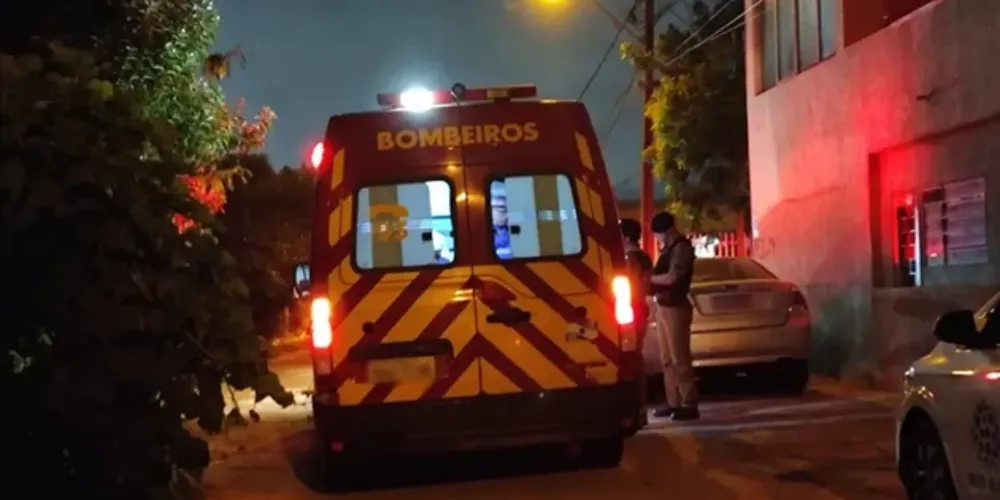 Os dois suspeitos fugiram antes da chegada da Polícia Militar (PM)