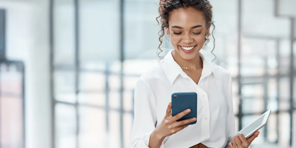 O decreto trata da transparência e igualdade salarial, além de critérios remuneratórios entre mulheres e homens