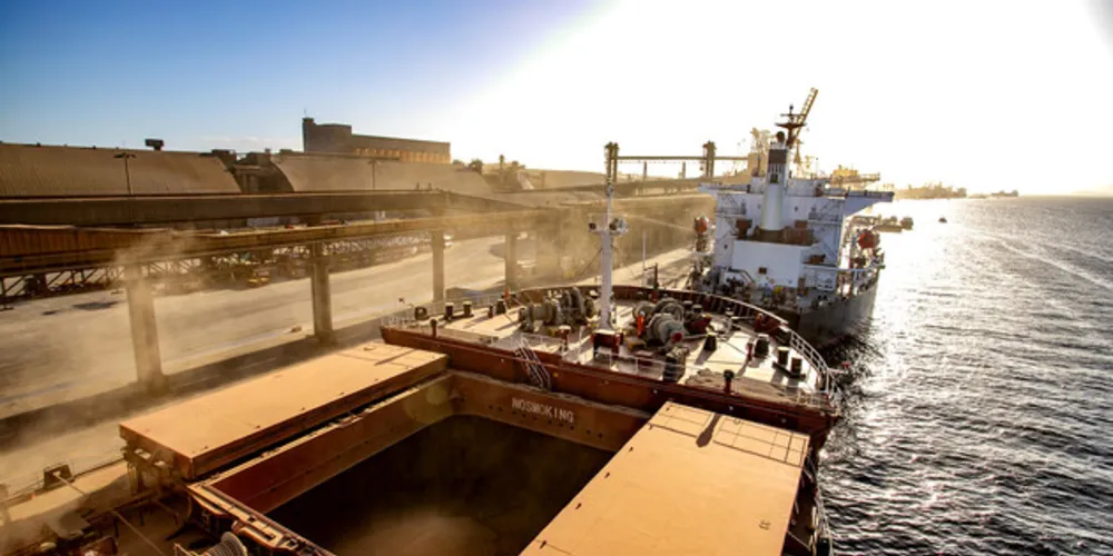 Em 10 meses, Portos do Paraná registra crescimento de 15% nas movimentações para exportação