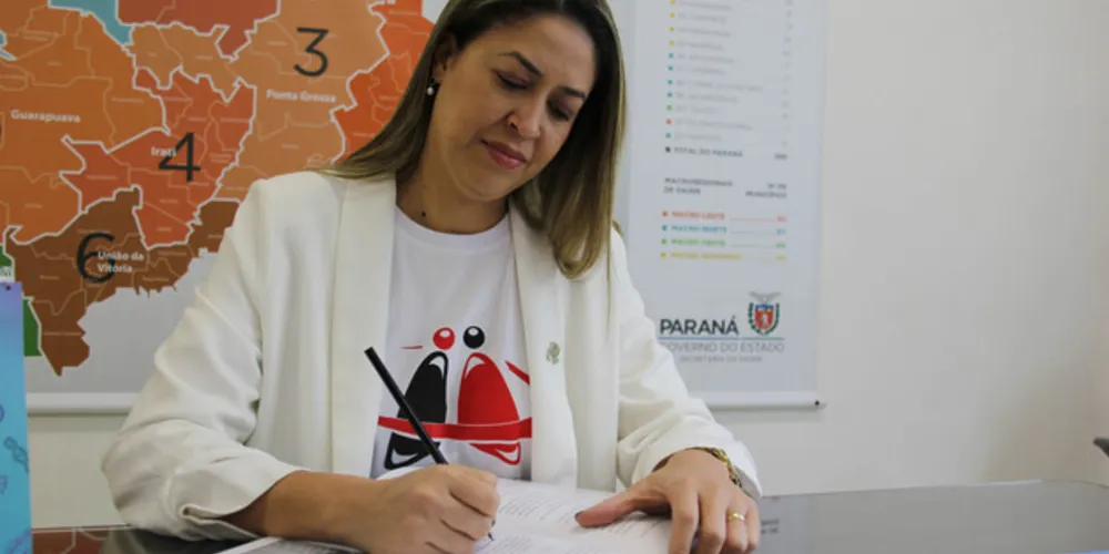 Enfermeira atua para tirar tuberculose do rol de doenças perigosas no Paraná