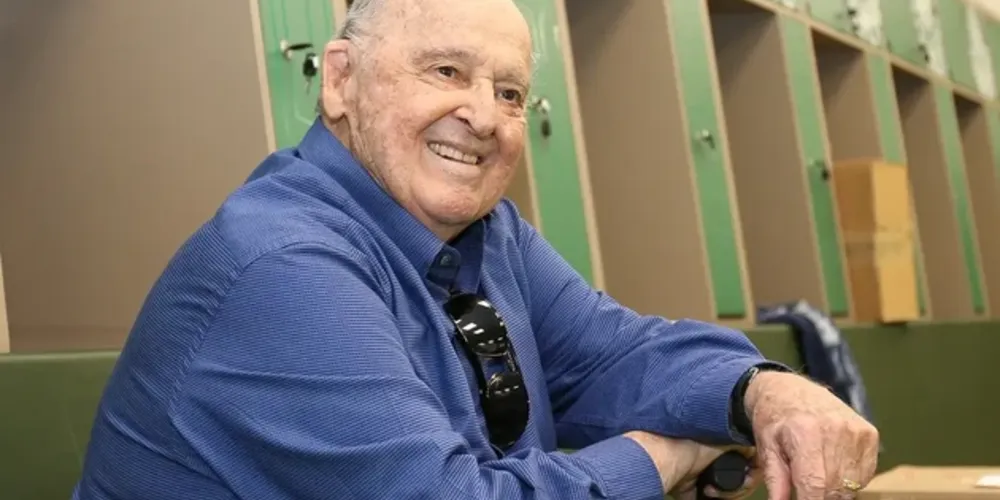 Referência no futebol brasileiro, o ex-técnico Rubens Minelli morreu nesta quinta-feira (23), aos 94 anos, em São Paulo