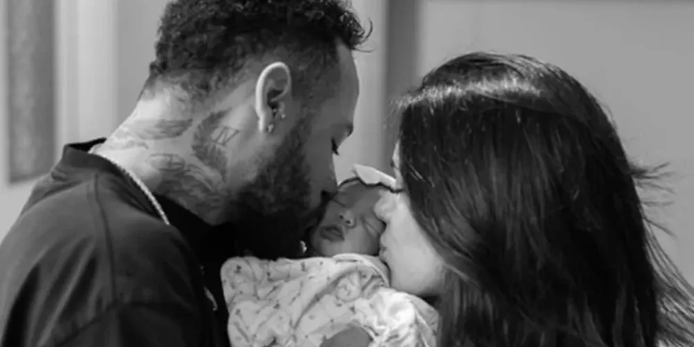 O casal compartilhou as imagens em uma rede social