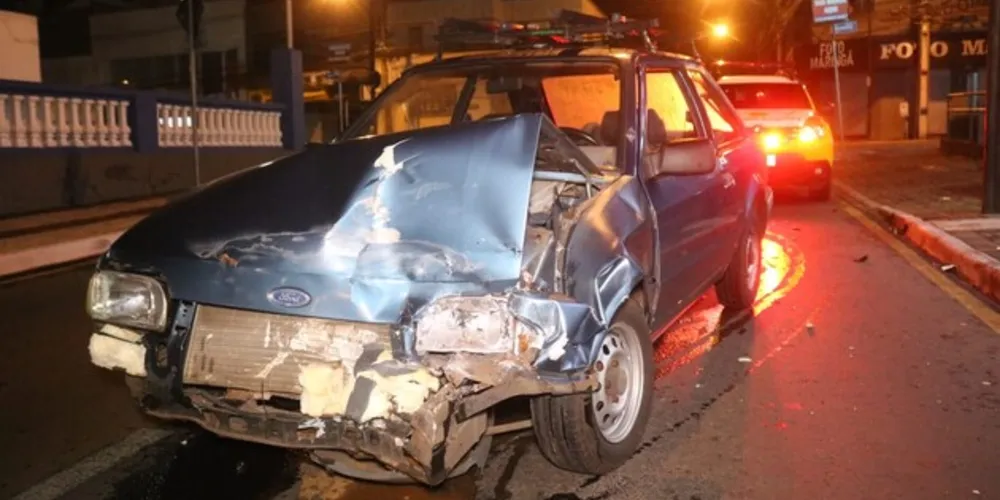 A colisão traseira envolveu um GM/Ônix e Ford/Escort