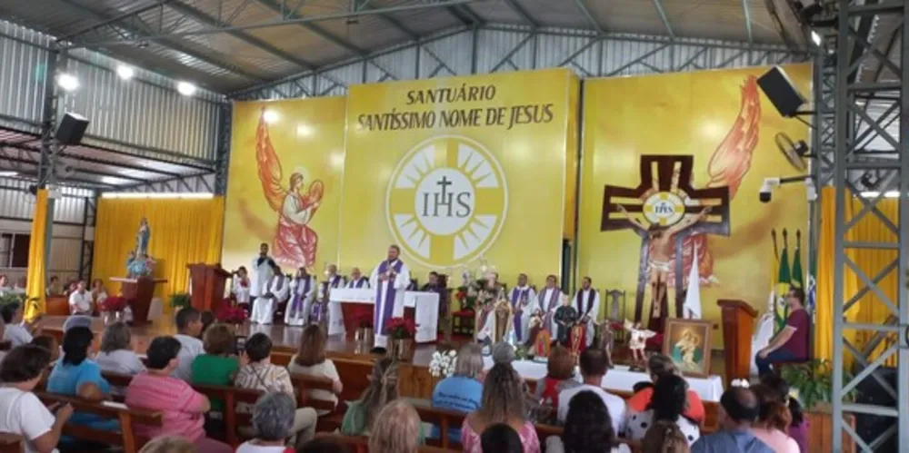 O curso com carga horária de 160 horas formou 19 profissionais no último dia 14