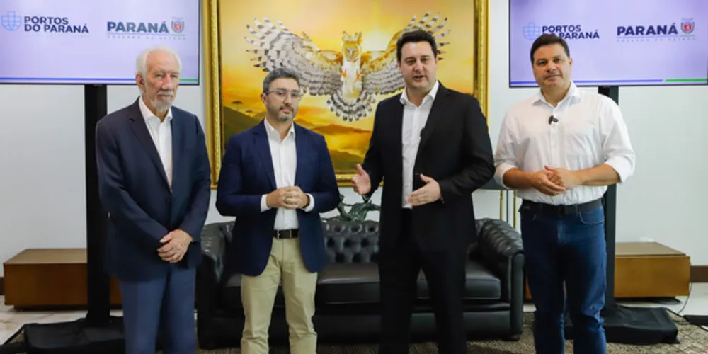 O anúncio do recorde de cargas  foi feito pelo governador Carlos Massa Ratinho Jr