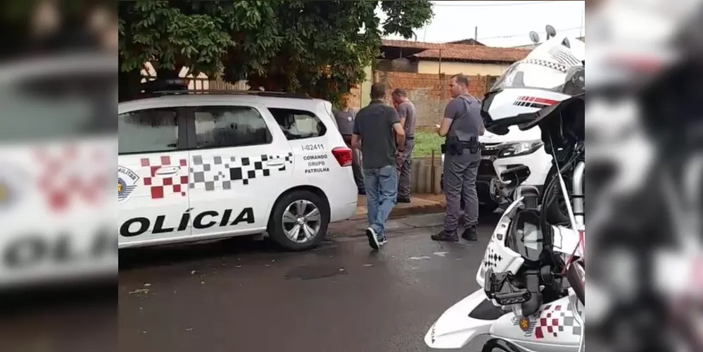 Durante a ocorrência, os agentes se depararam com um segundo corpo